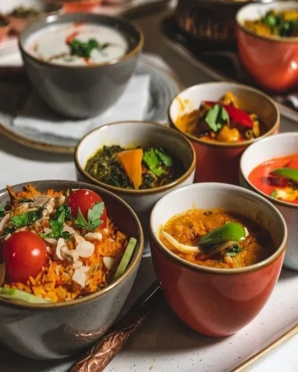 Plat de cuisine indienne au restaurant Himalaya Breizh Thorigné-Fouillard